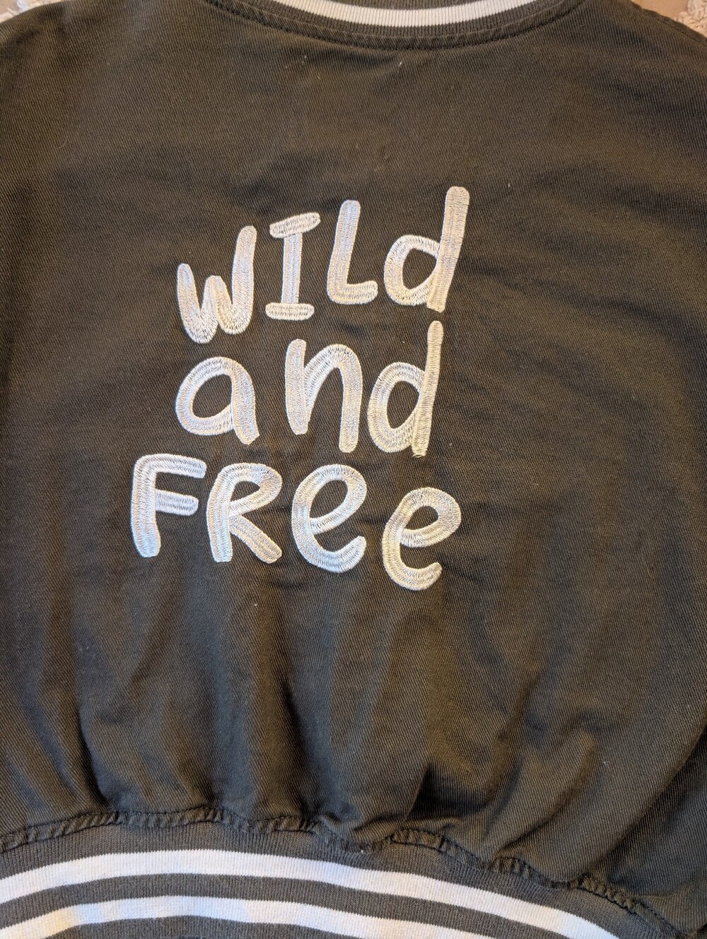 WILD & FREE jacket, Size XL, cropped style, bomber style vibe